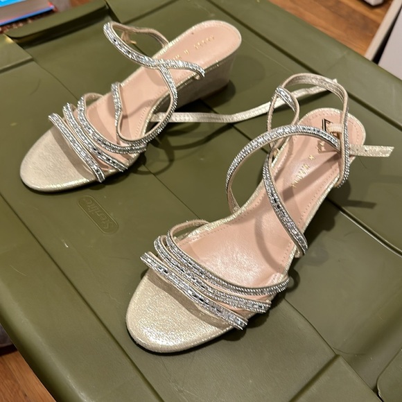 Kelly & Katie evening shows - sparkle! - Picture 2 of 3